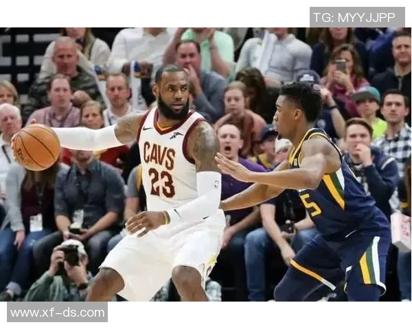 多诺万米切尔带领球队奋勇争先展现领袖风范与卓越表现