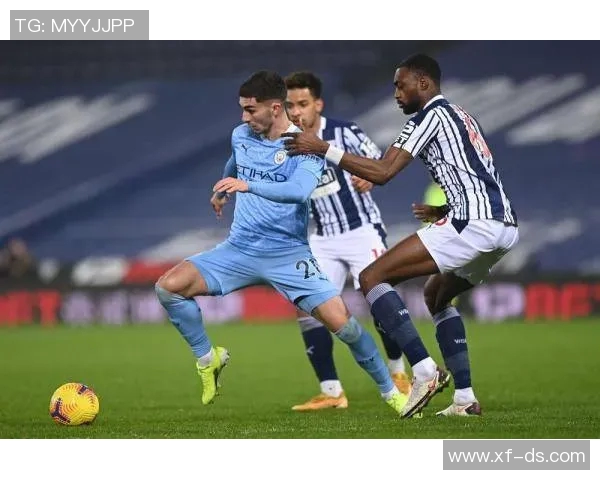 曼城主场迎战西布朗腾讯直播全程回顾与精彩瞬间分析