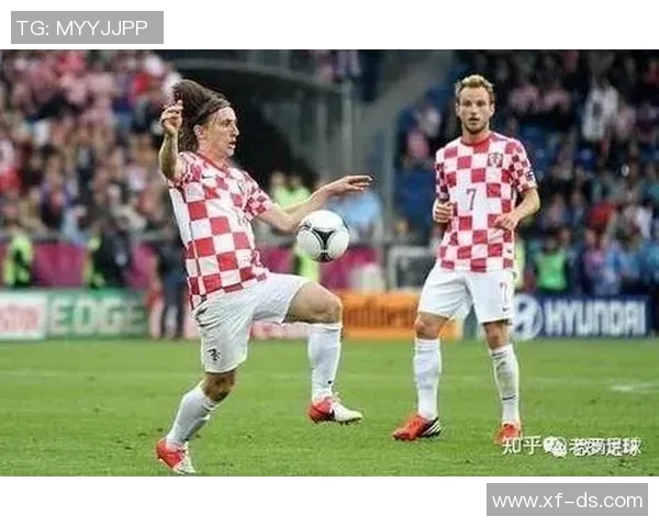 巴伦西亚对阵尤文图斯直播精彩赛事全程回顾与分析 巴伦西亚对阵尤文图斯直播精彩赛事全程回顾与分析