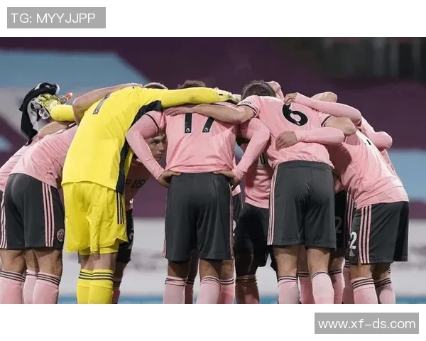 布莱克普与雷丁的激烈对决揭示英冠争夺战的最新动态与战术分析