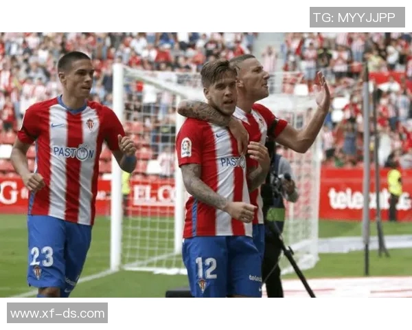 皇家社会与希洪激战正酣比分揭晓精彩瞬间回顾 皇家社会与希洪激战正酣比分揭晓精彩瞬间回顾