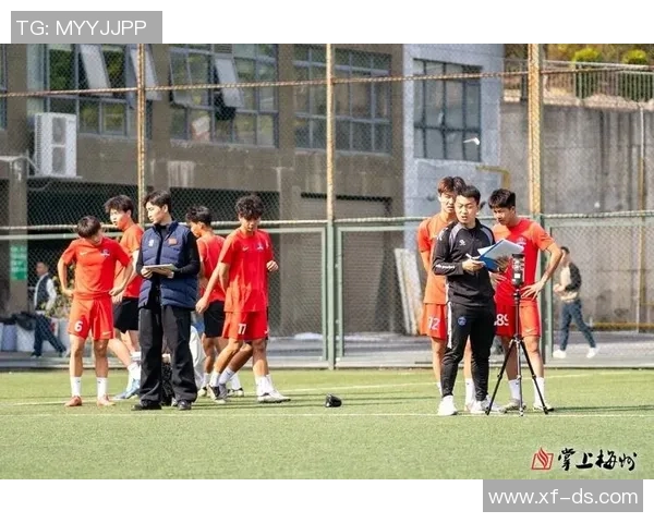 科学足球心理素质训练方法探讨与实践提升运动员竞技表现的关键因素 科学足球心理素质训练方法探讨与实践提升运动员竞技表现的关键因素