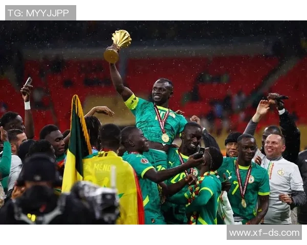 马内的传奇之路：从非洲小镇到世界足球巅峰的奋斗故事