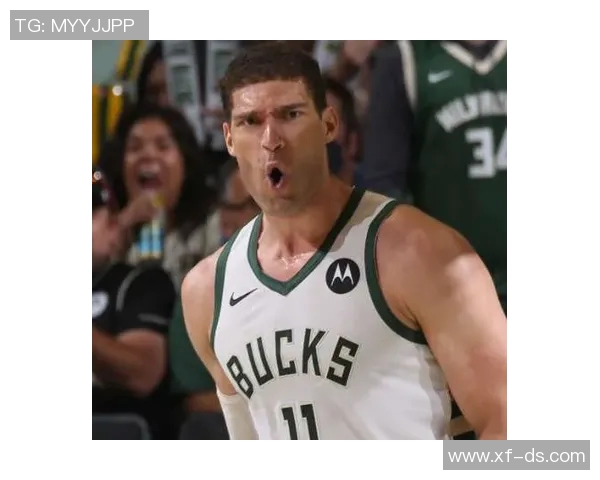 布鲁克洛佩斯的职业生涯回顾与未来展望：从新秀到NBA巨星的蜕变之路